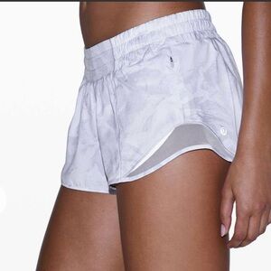 Lululemon Hotty Hot Short ll 2.5"
Mini Tropical Shadow Starlight MultiStarlight